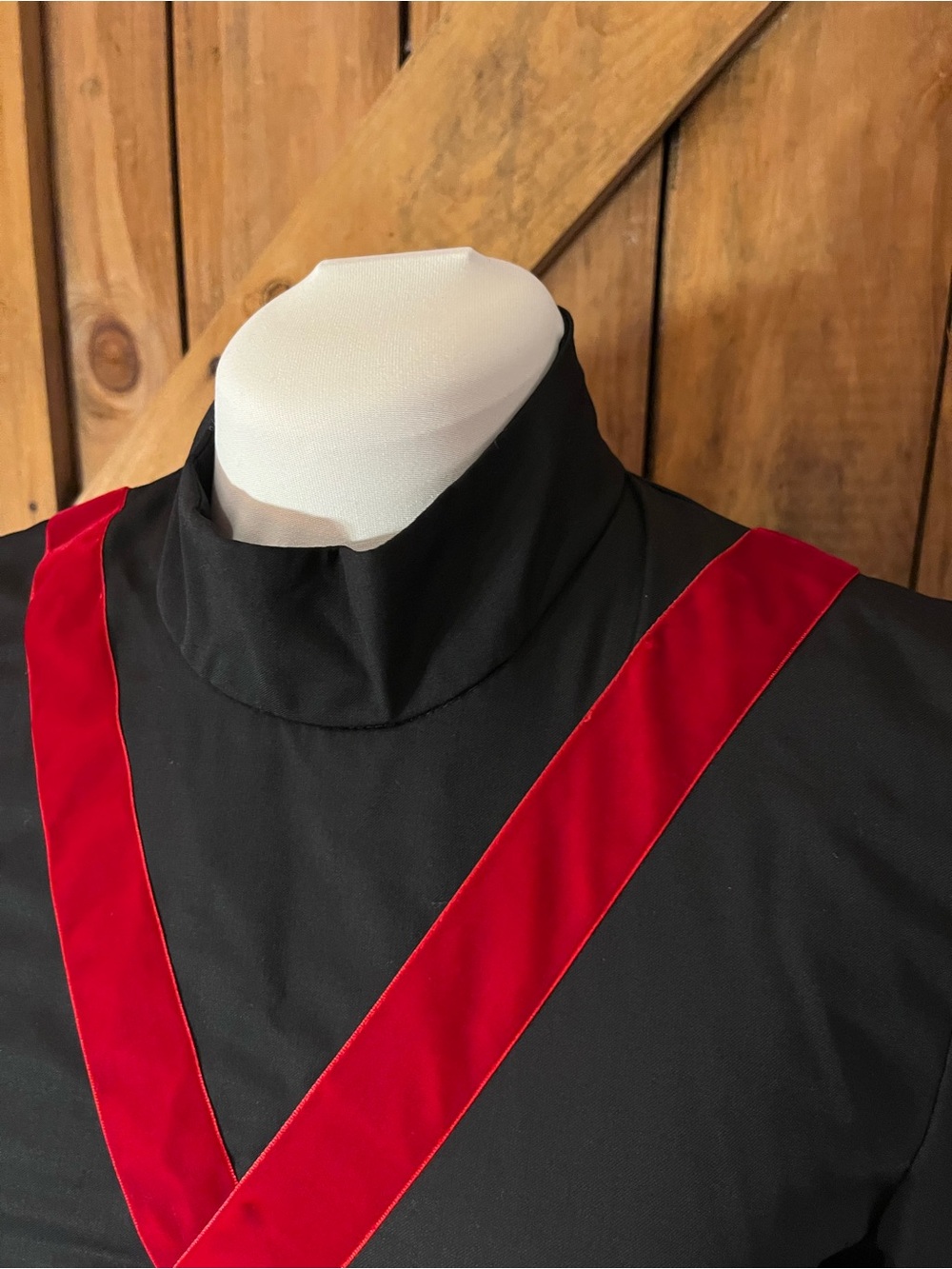 L’École des Femmes Black Red Velvet X Strap Dress Size 8 - Picture 3 of 10